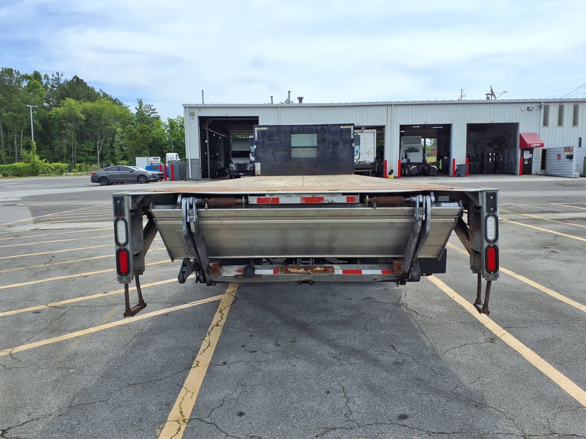 2020 Freightliner M2 106 in Knoxville, TN — photo 8