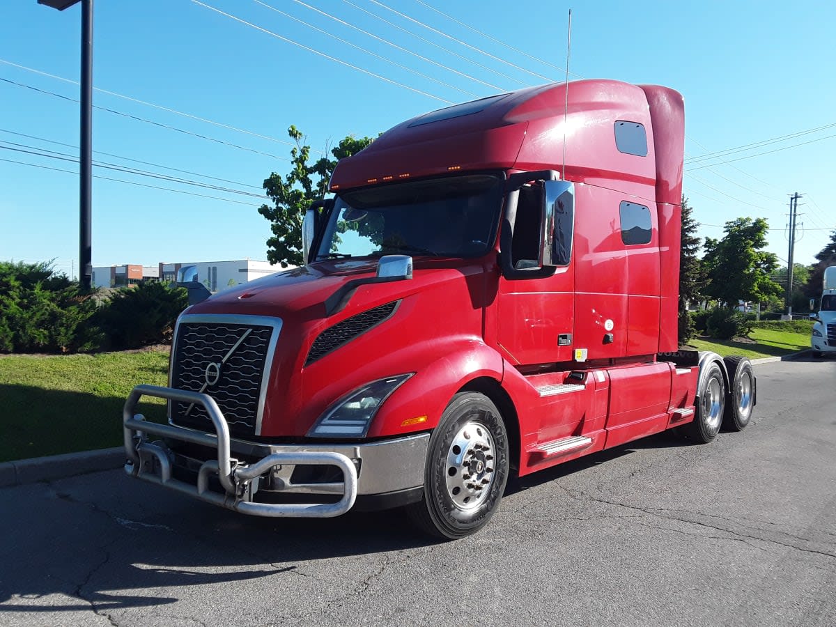 2021 VOLVO VNL64T-760 291402