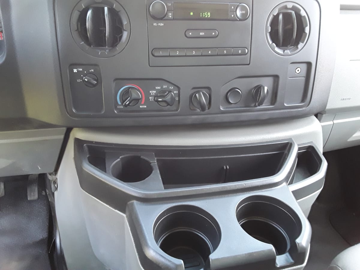 2019 Ford Motor Company E-450 SD CUTAWAY 291557