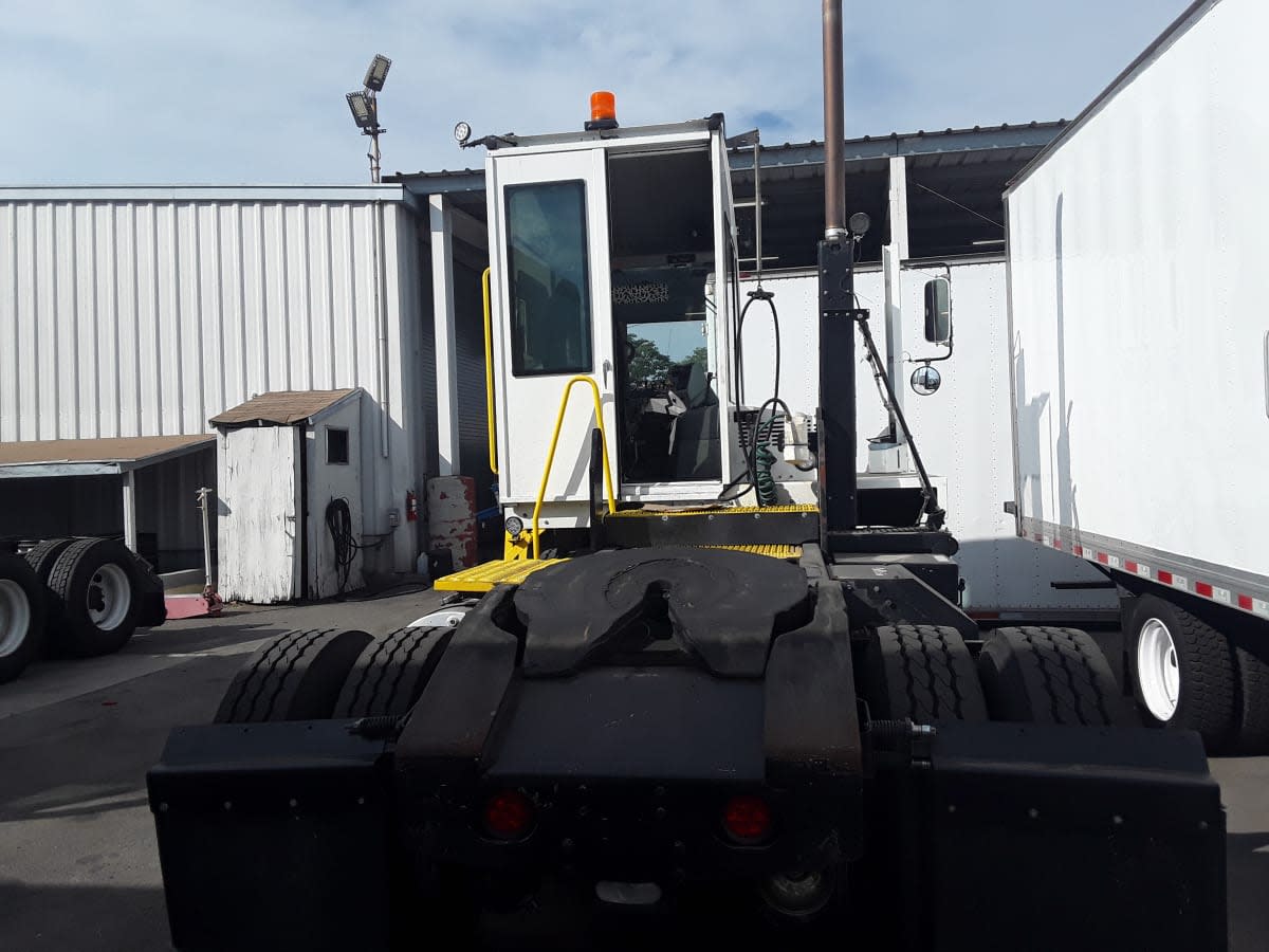 2019 Autocar YARD TRACTOR 291654