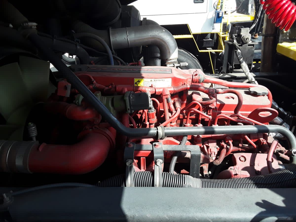 2019 Autocar - image 8