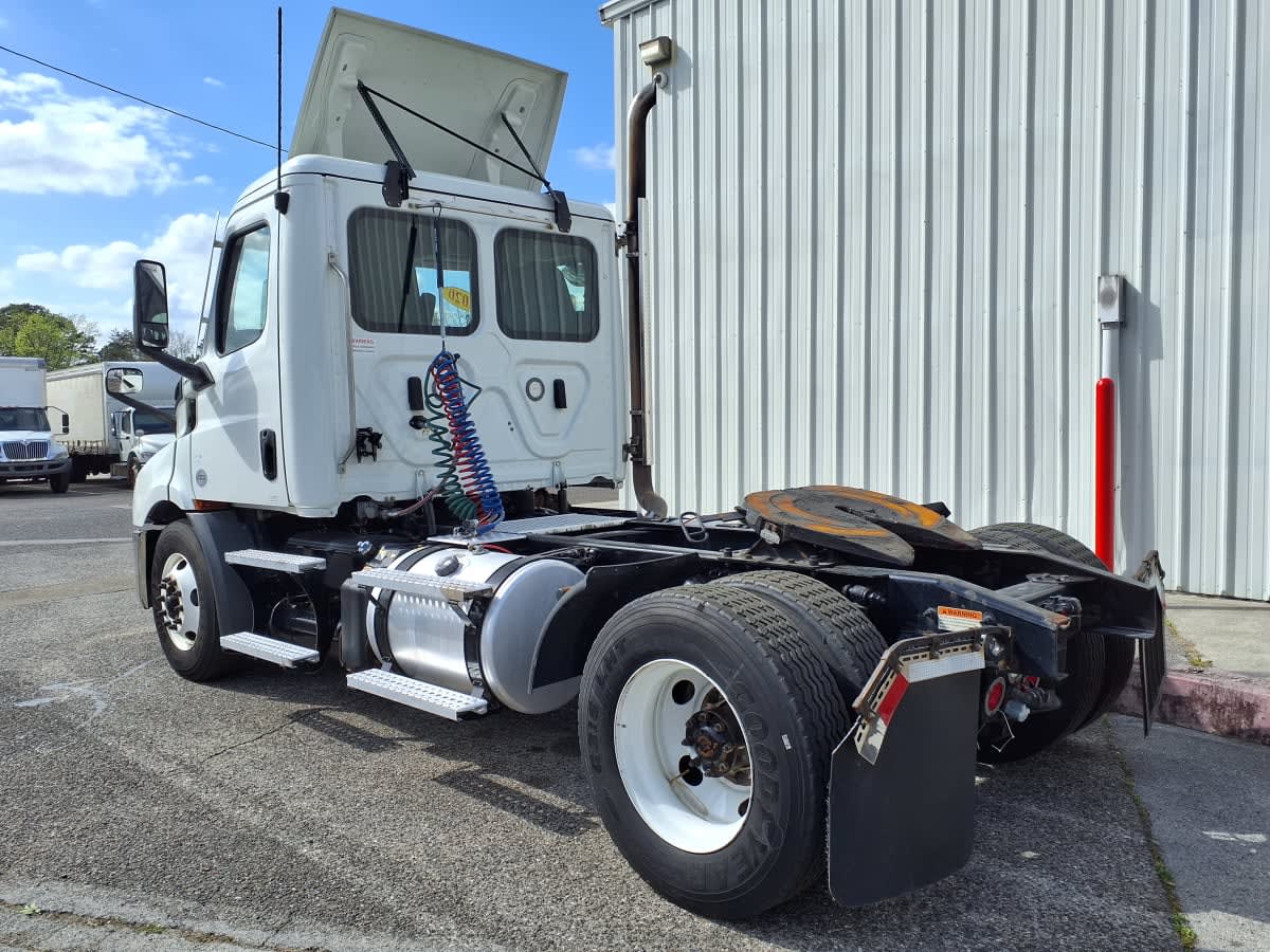 2020 Freightliner/Mercedes NEW CASCADIA 116 291843