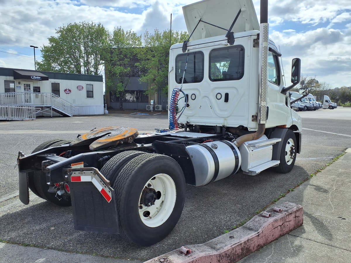 2020 Freightliner/Mercedes NEW CASCADIA 116 291843