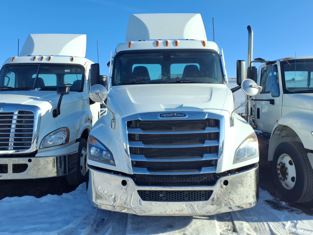 2021 Freightliner - image 2