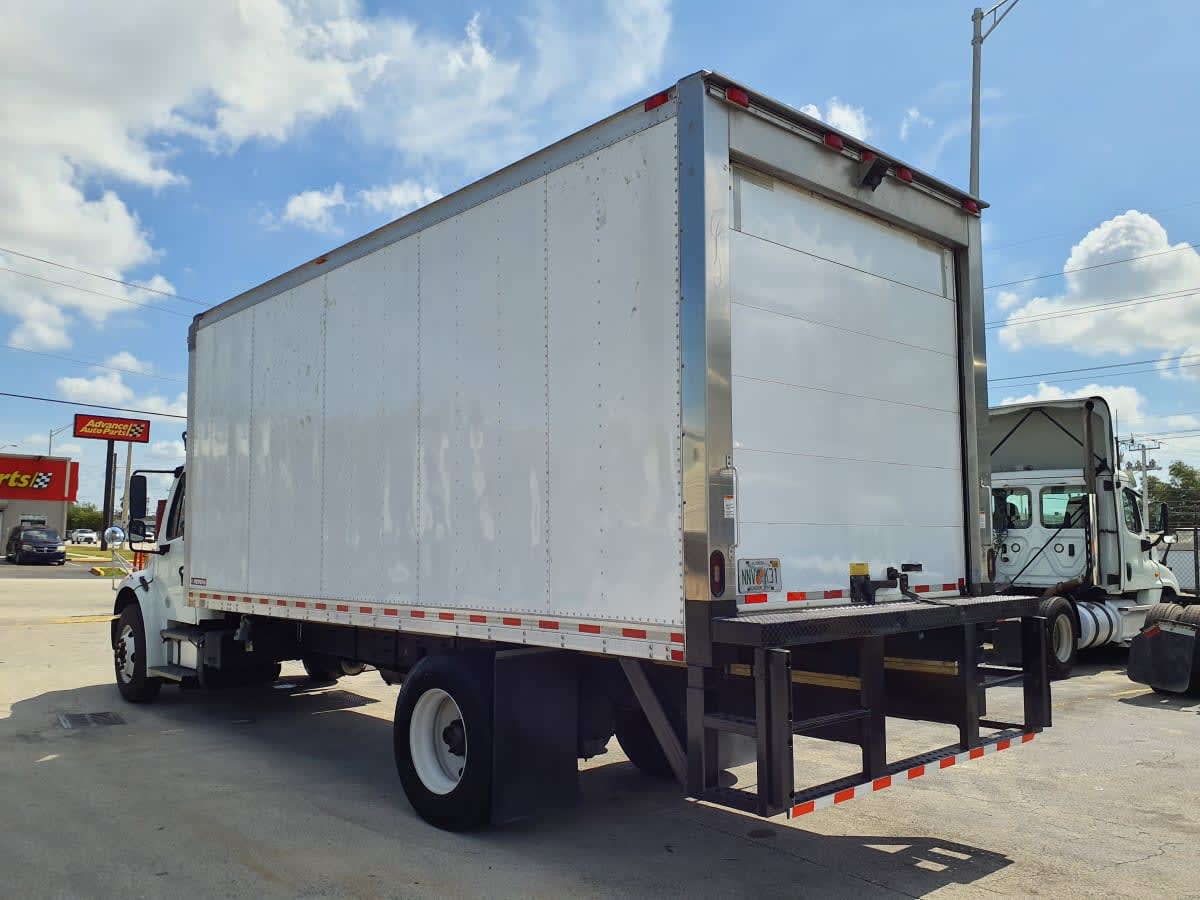 2020 Freightliner M2 106 in Miami, FL — photo 6
