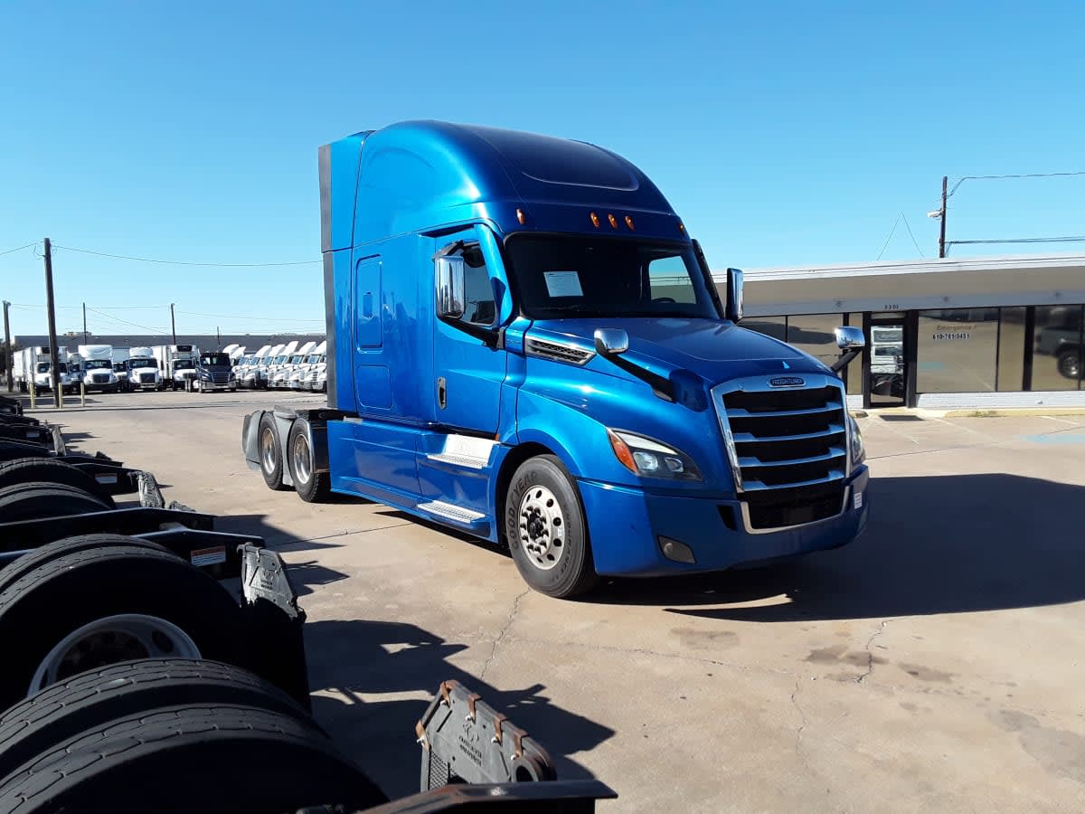 2020 Freightliner - image 3