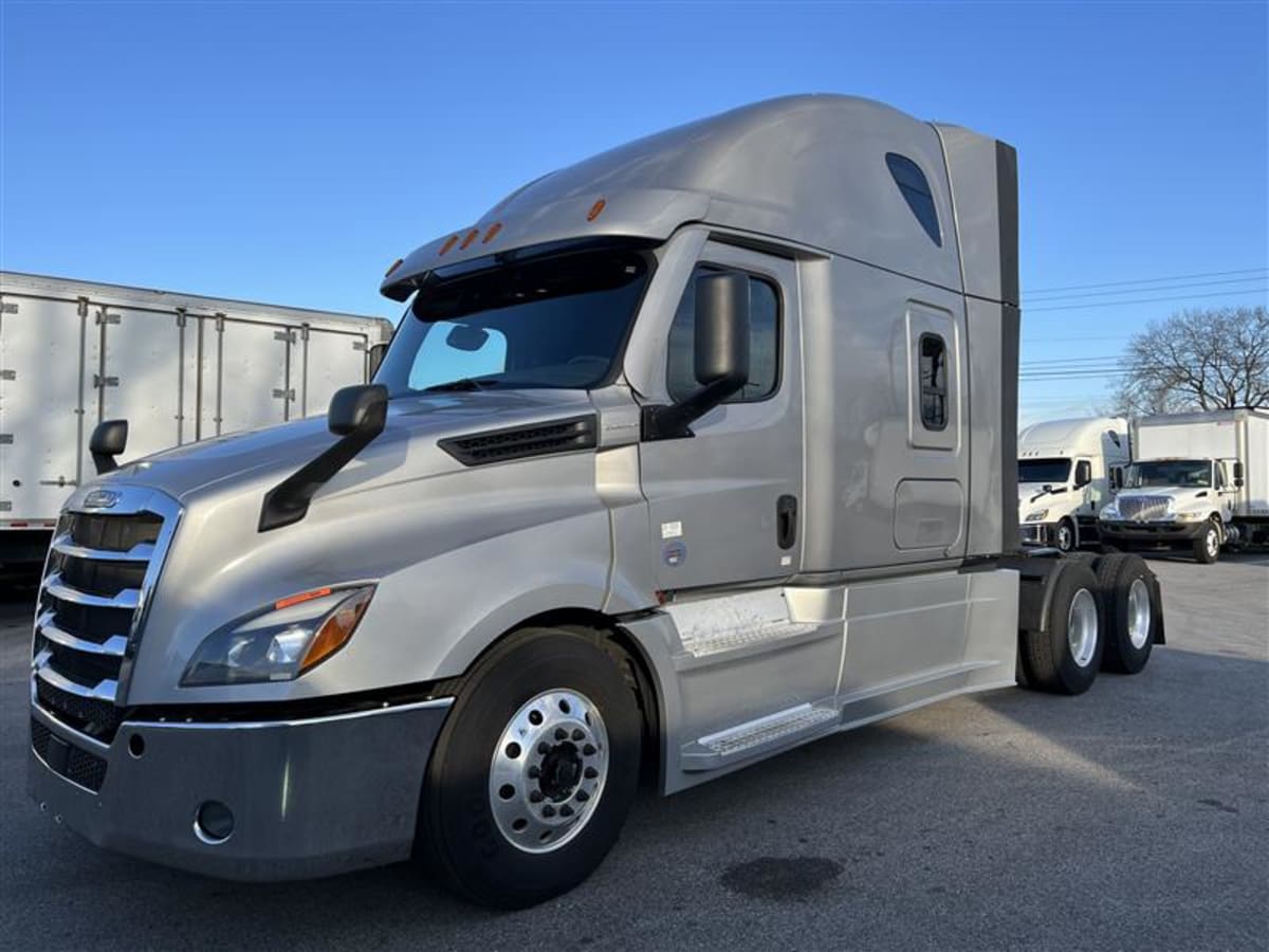 2021 Freightliner - image 1
