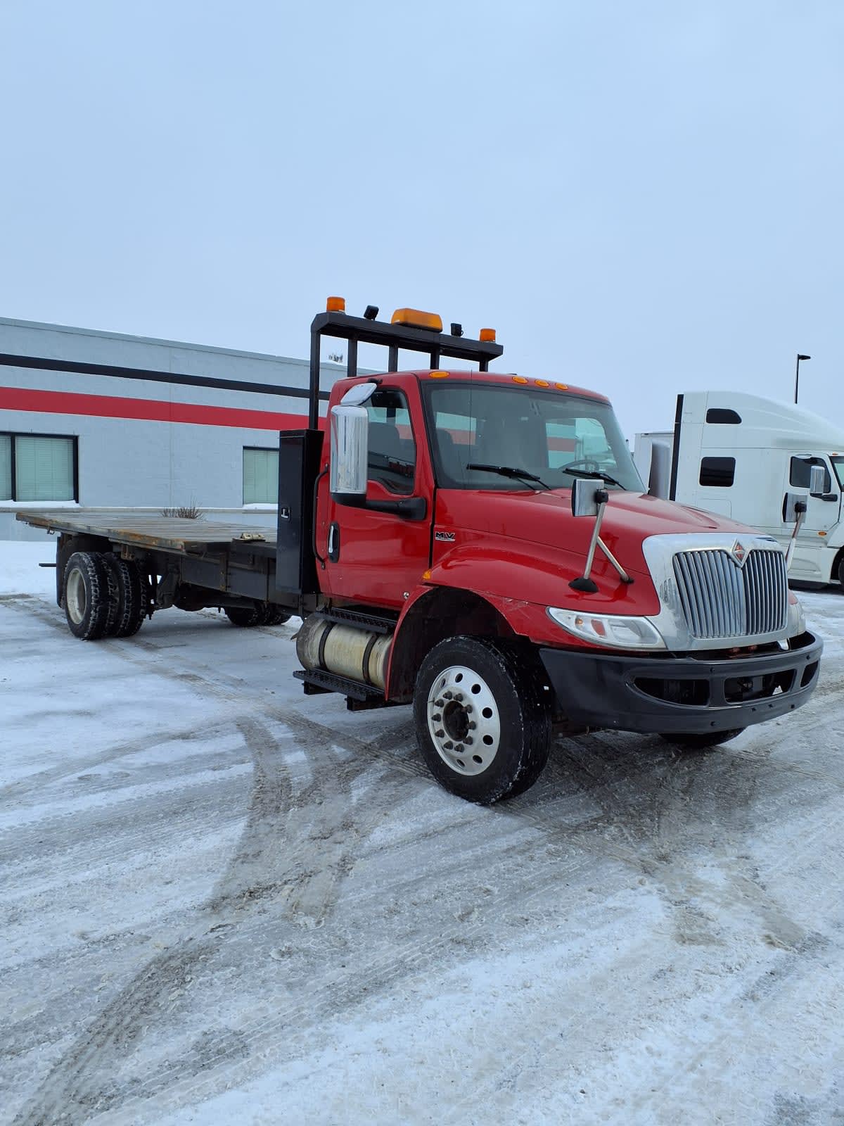 2020 Navistar International MV607 (4X2) 292709