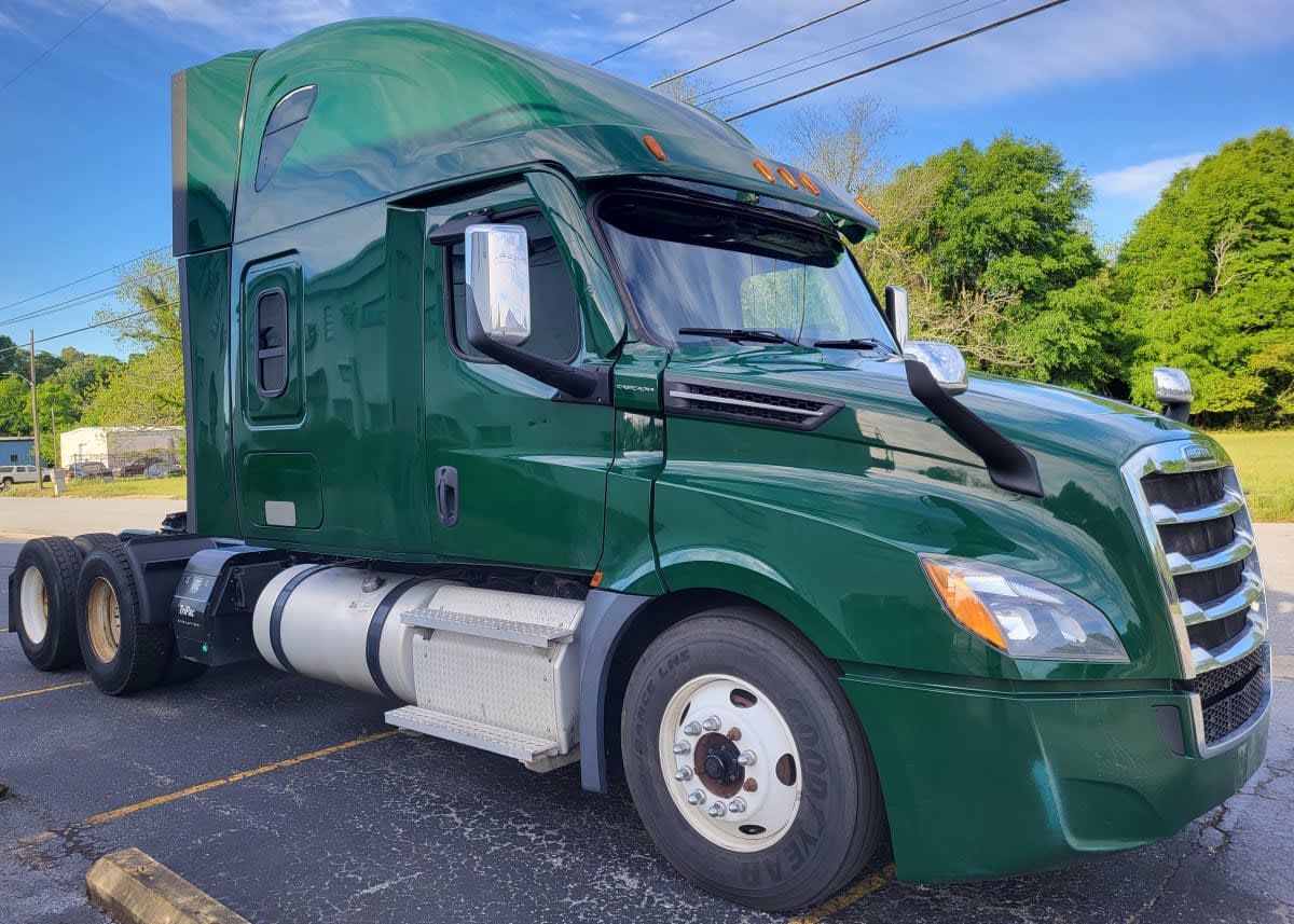 2020 Freightliner - image 3