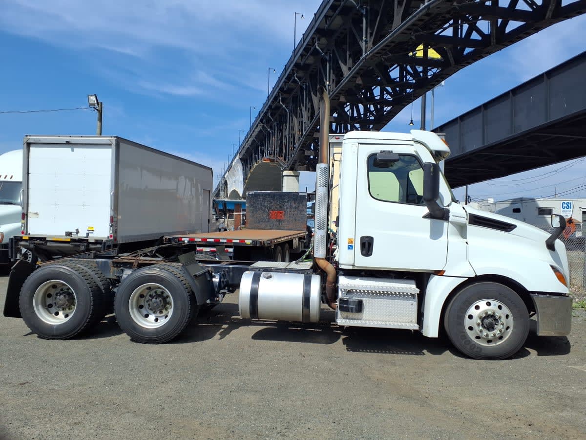 2020 Freightliner/Mercedes NEW CASCADIA PX12664 292819