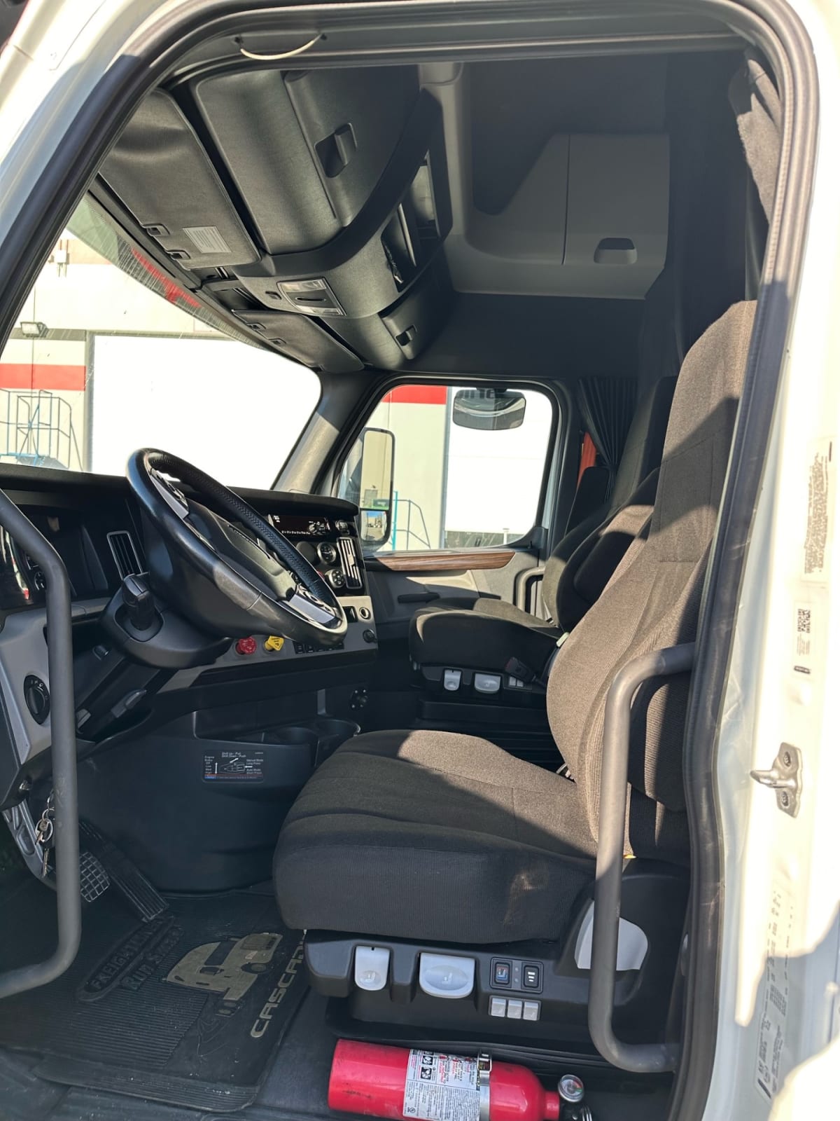 2020 Freightliner/Mercedes NEW CASCADIA PX12664 292902