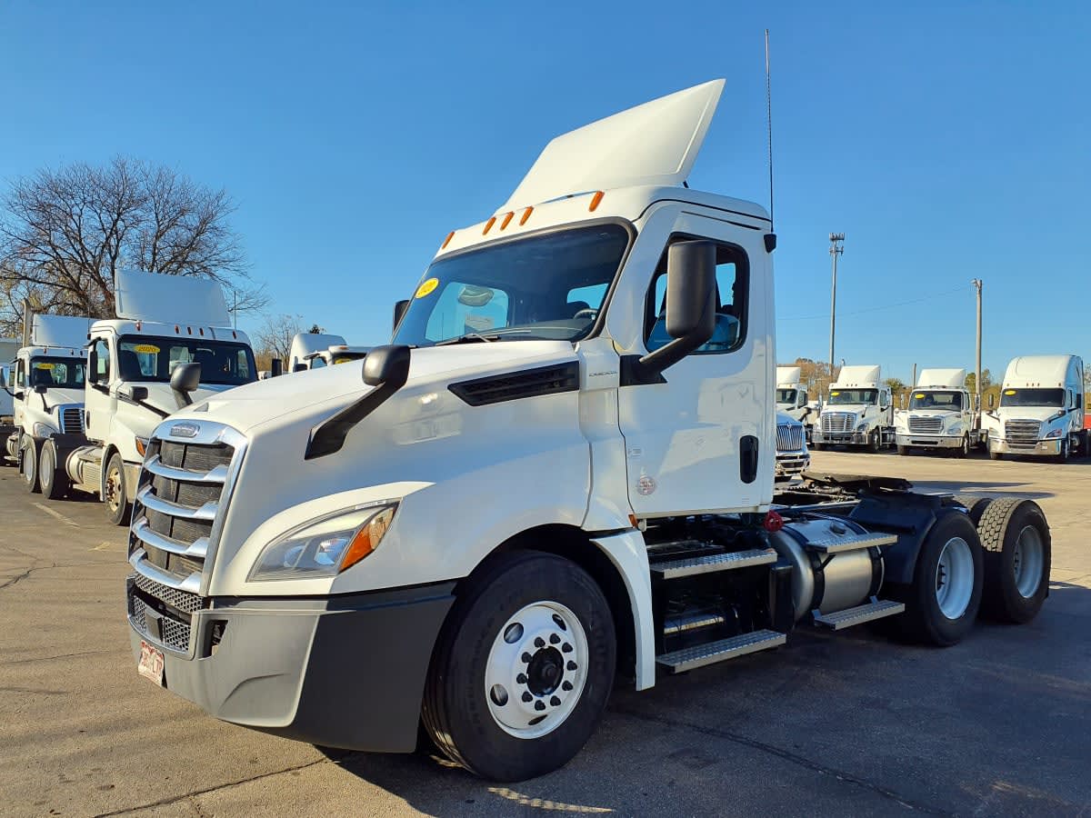 2020 Freightliner/Mercedes NEW CASCADIA PX12664 293200