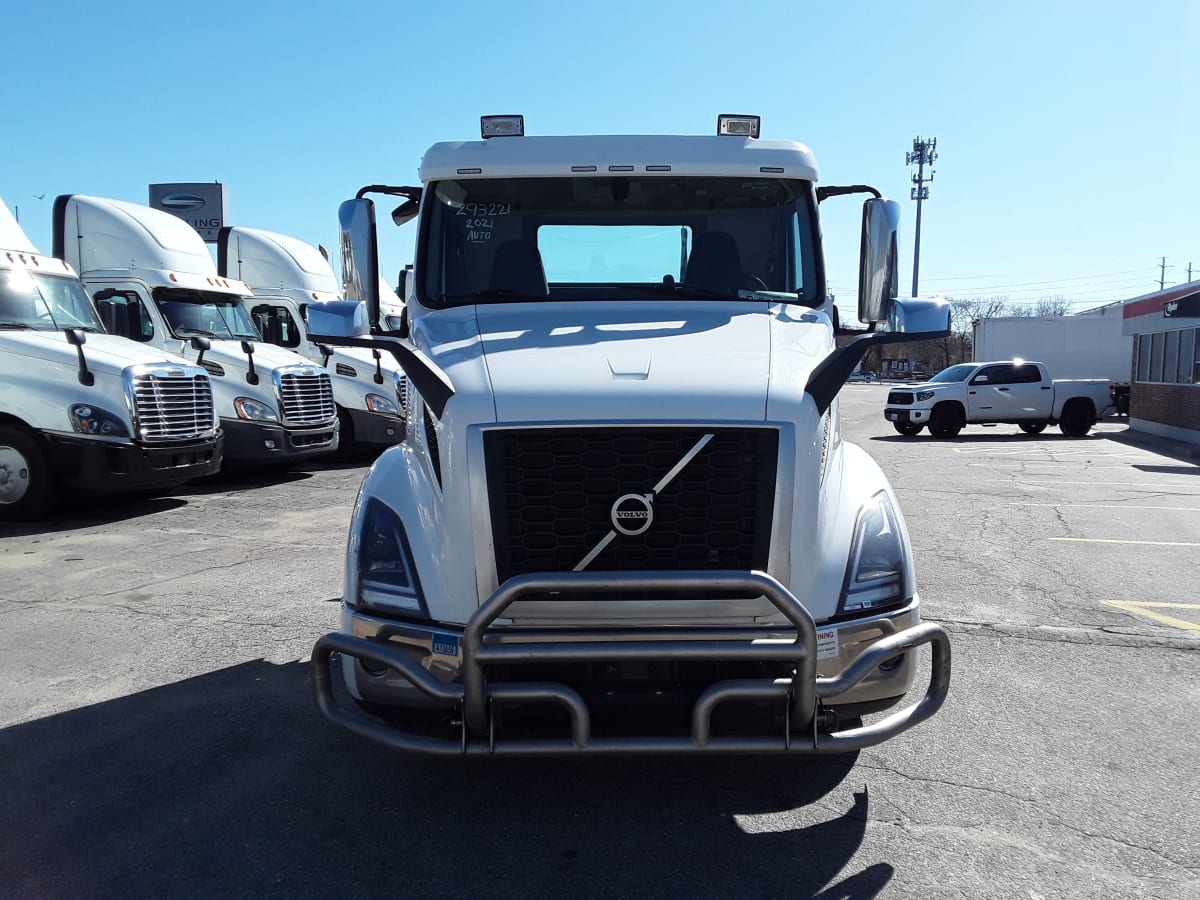 2021 Volvo VNL64T-300 293221