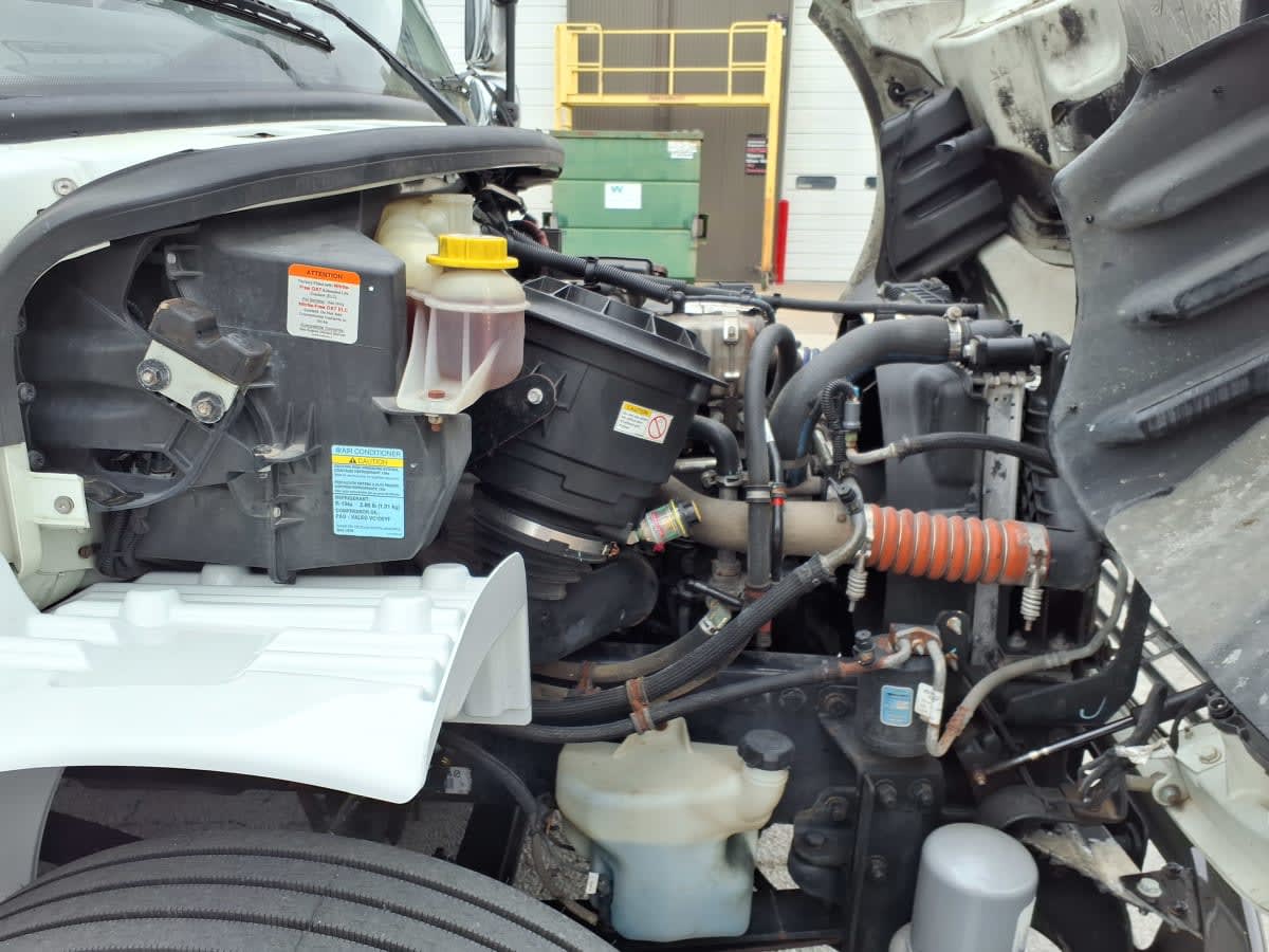 2020 Freightliner/Mercedes M2 106 293354