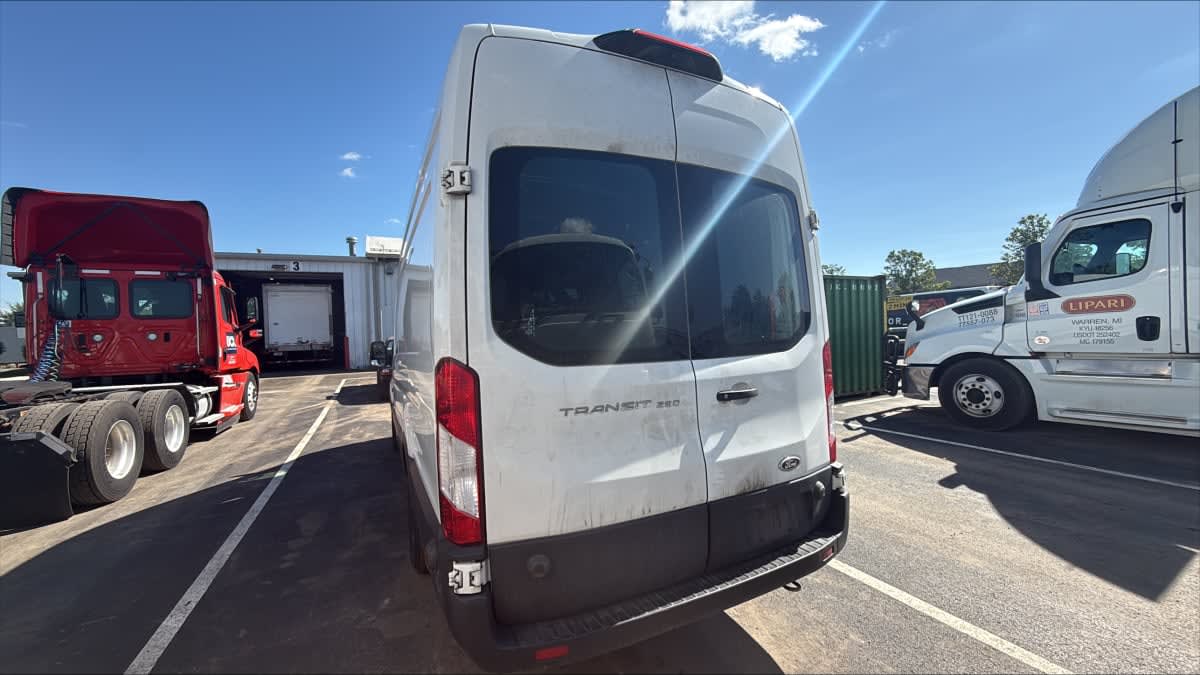 2020 Ford Motor Company TRANSIT 250 HI ROOF 293444