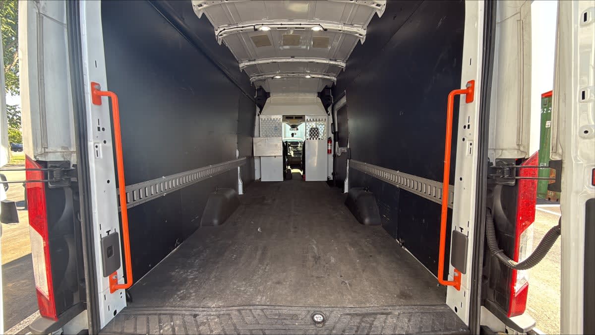 2020 Ford Motor Company TRANSIT 250 HI ROOF 293444