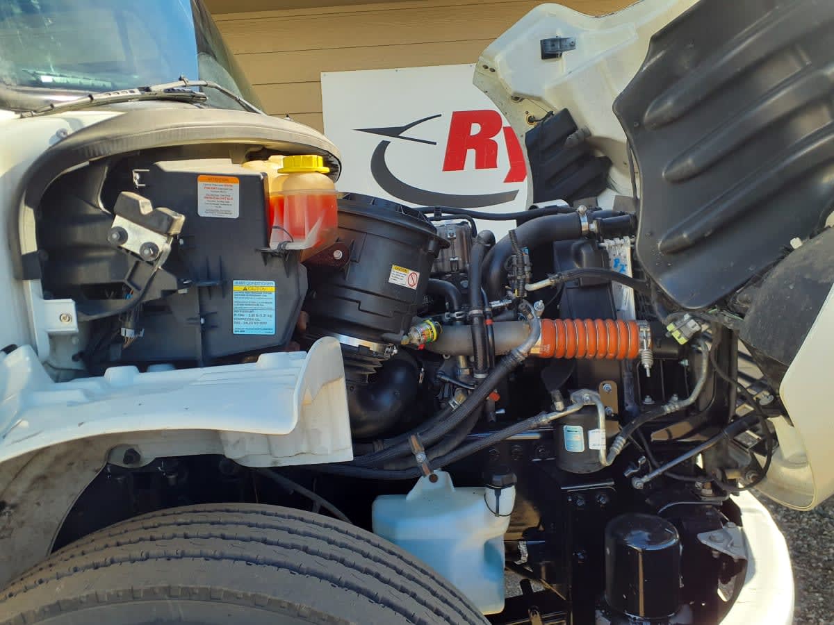 2020 Freightliner M2 106 - image 11