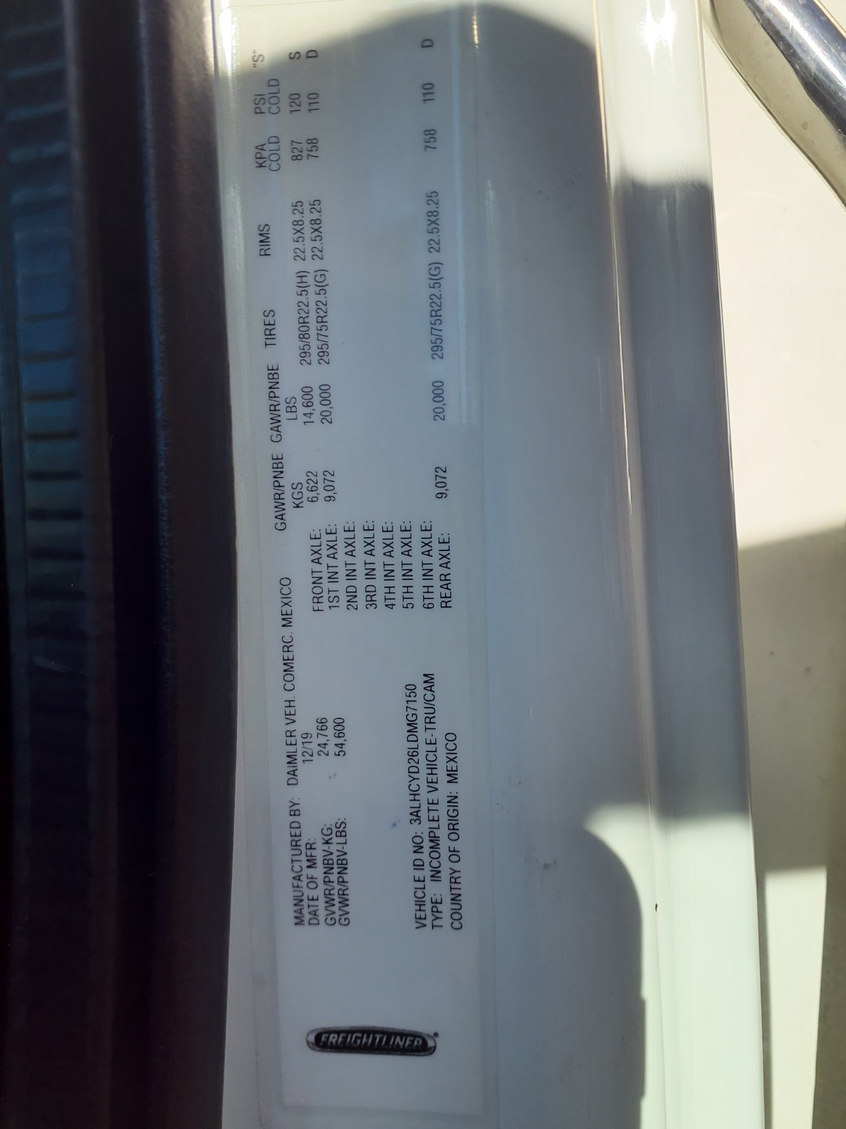 2020 Freightliner M2 106 - image 13