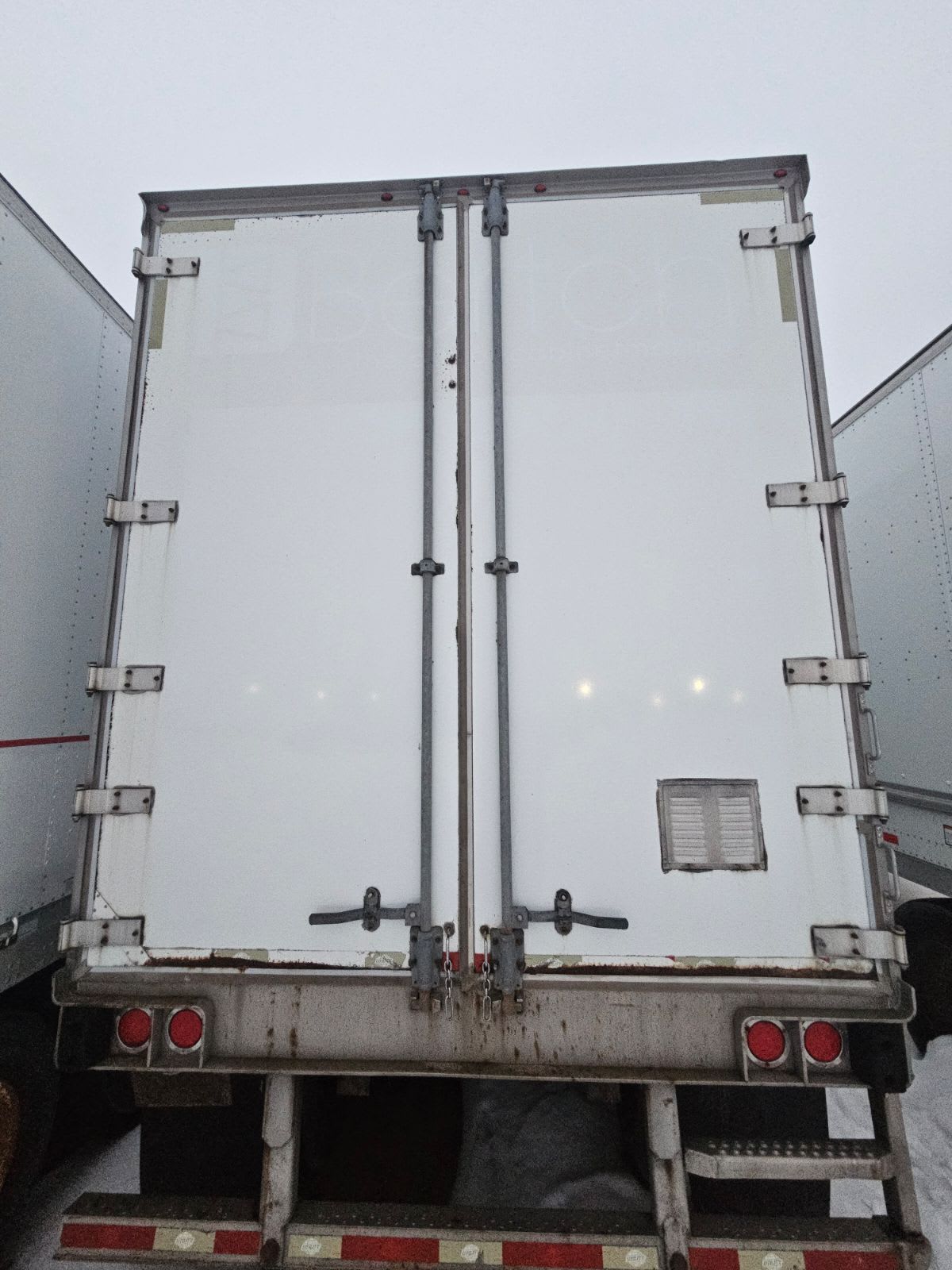 2009 Utility Trailers VS1R-28/151/96 293829