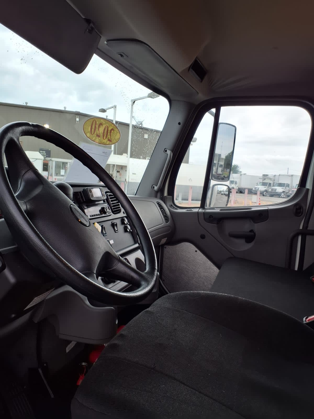 2020 Freightliner/Mercedes M2 106 294030