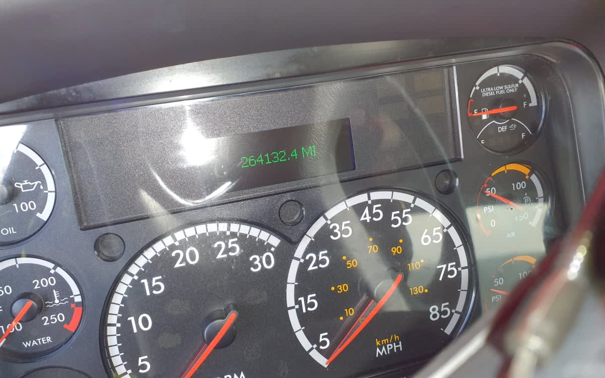 2020 Freightliner M2 106 - image 16