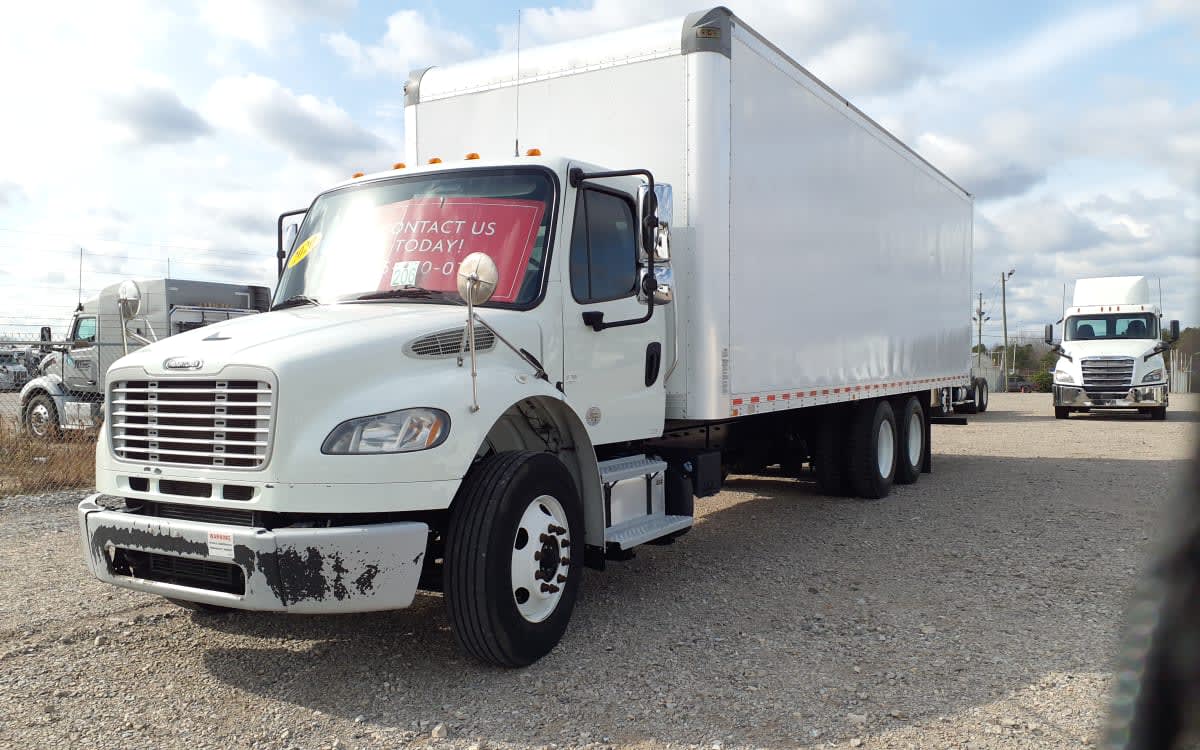 2020 Freightliner M2 106 - image 1