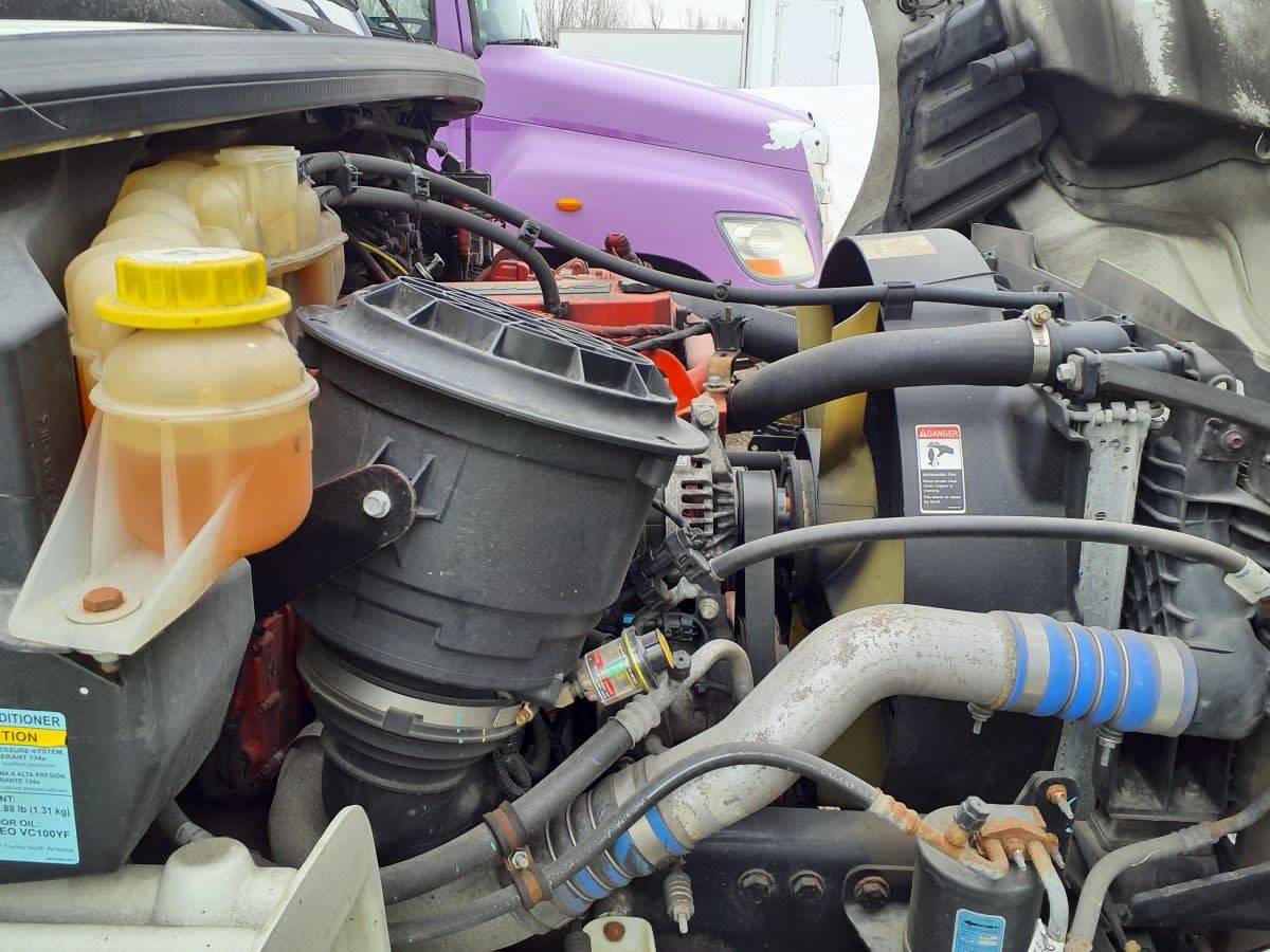 2021 Freightliner/Mercedes M2 106 294101