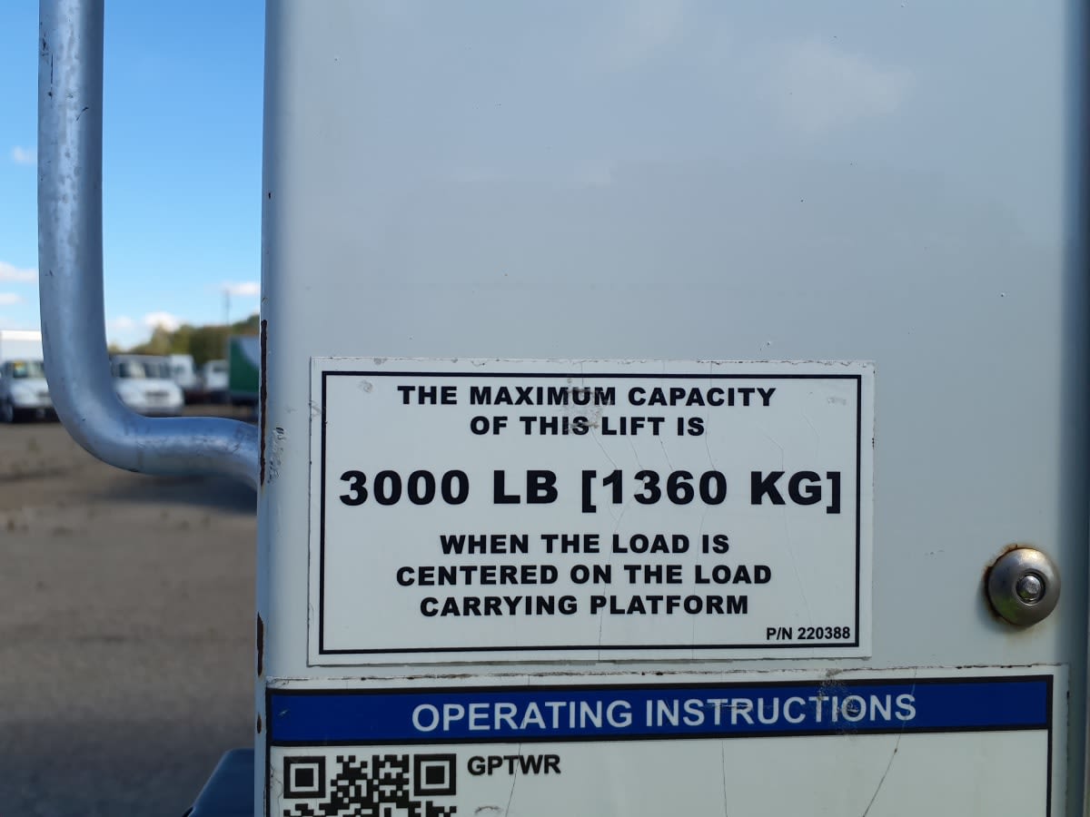 2021 Freightliner/Mercedes M2 106 294129