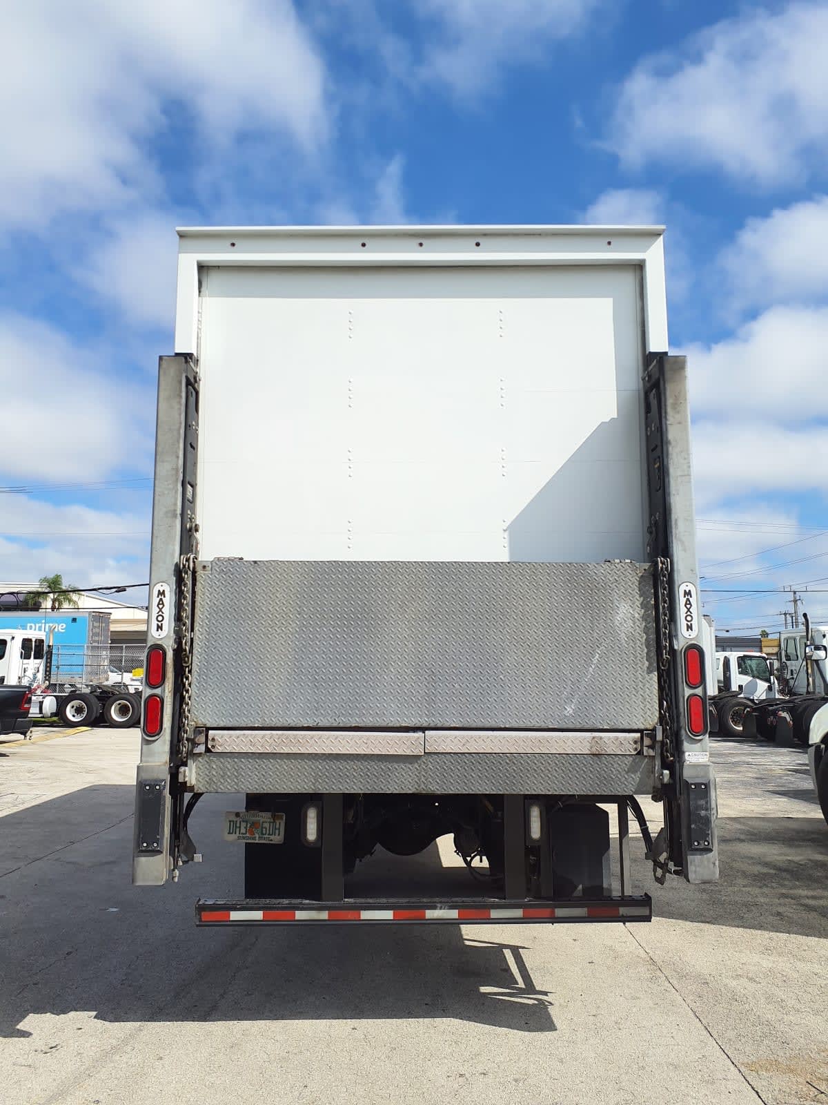 2020 Freightliner/Mercedes M2 106 294327