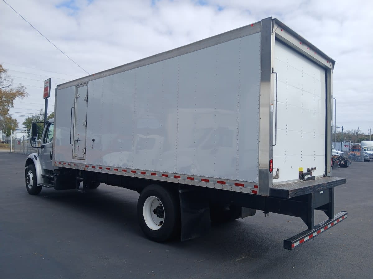 2021 Freightliner/Mercedes M2 106 294426