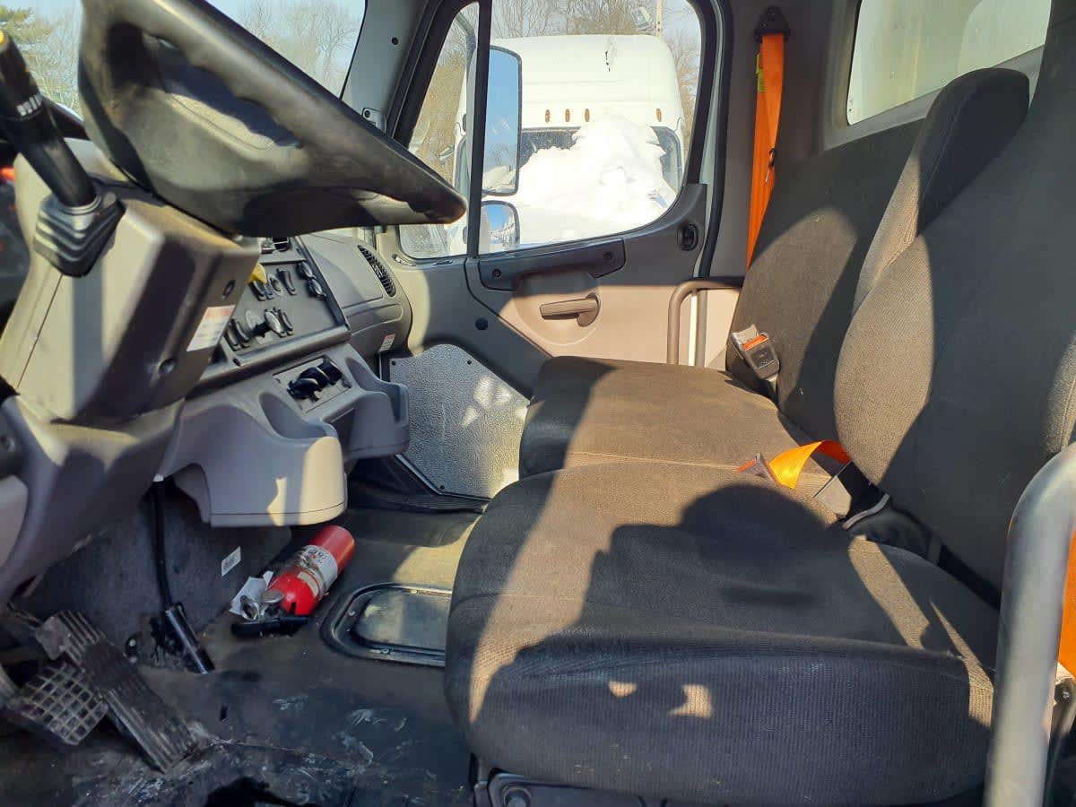 2021 Freightliner/Mercedes M2 106 294561