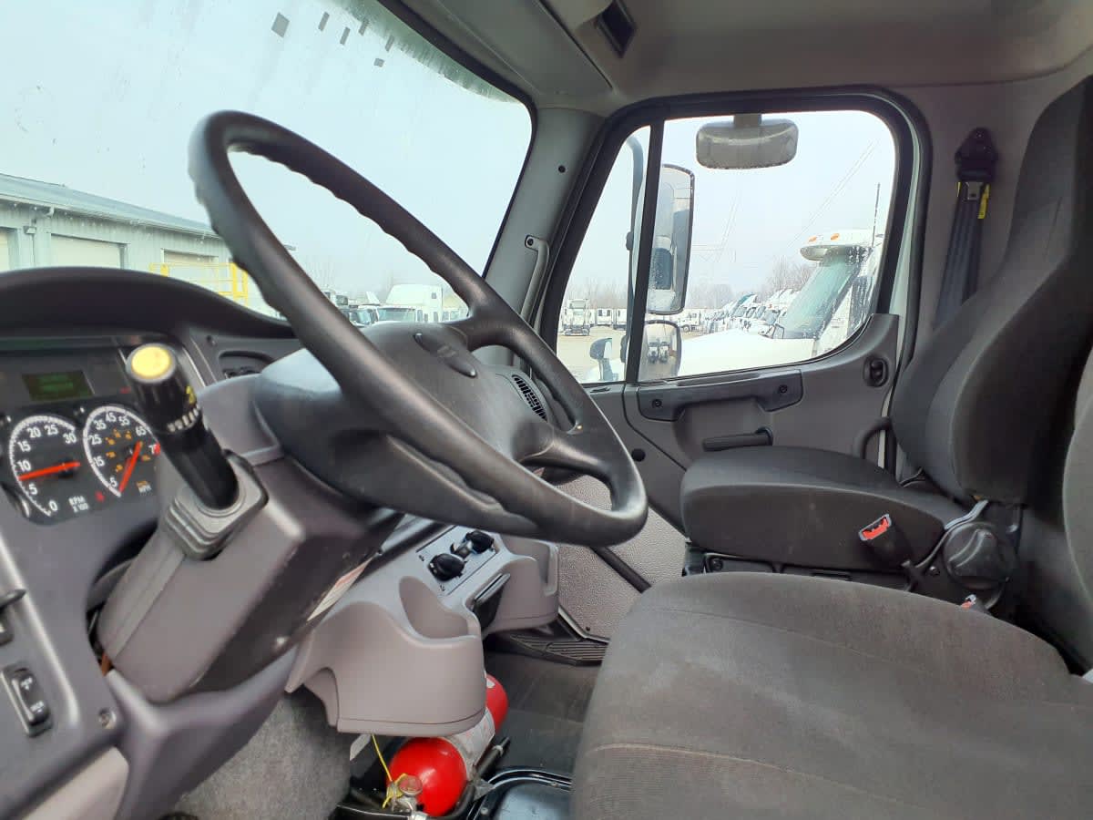 2021 Freightliner/Mercedes M2 106 294721