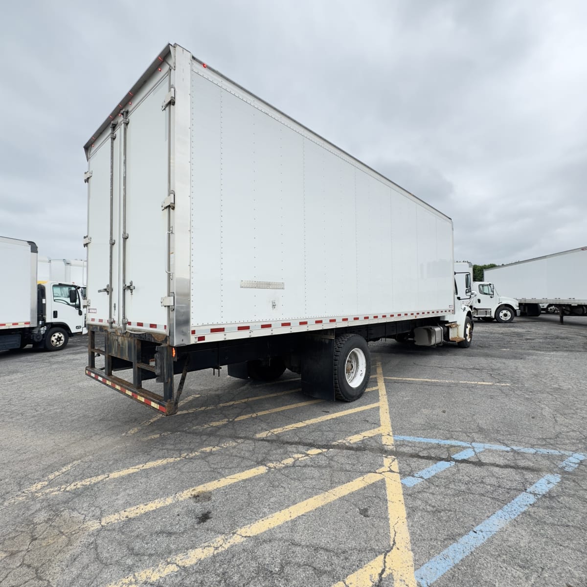 2021 Freightliner/Mercedes M2 106 294733