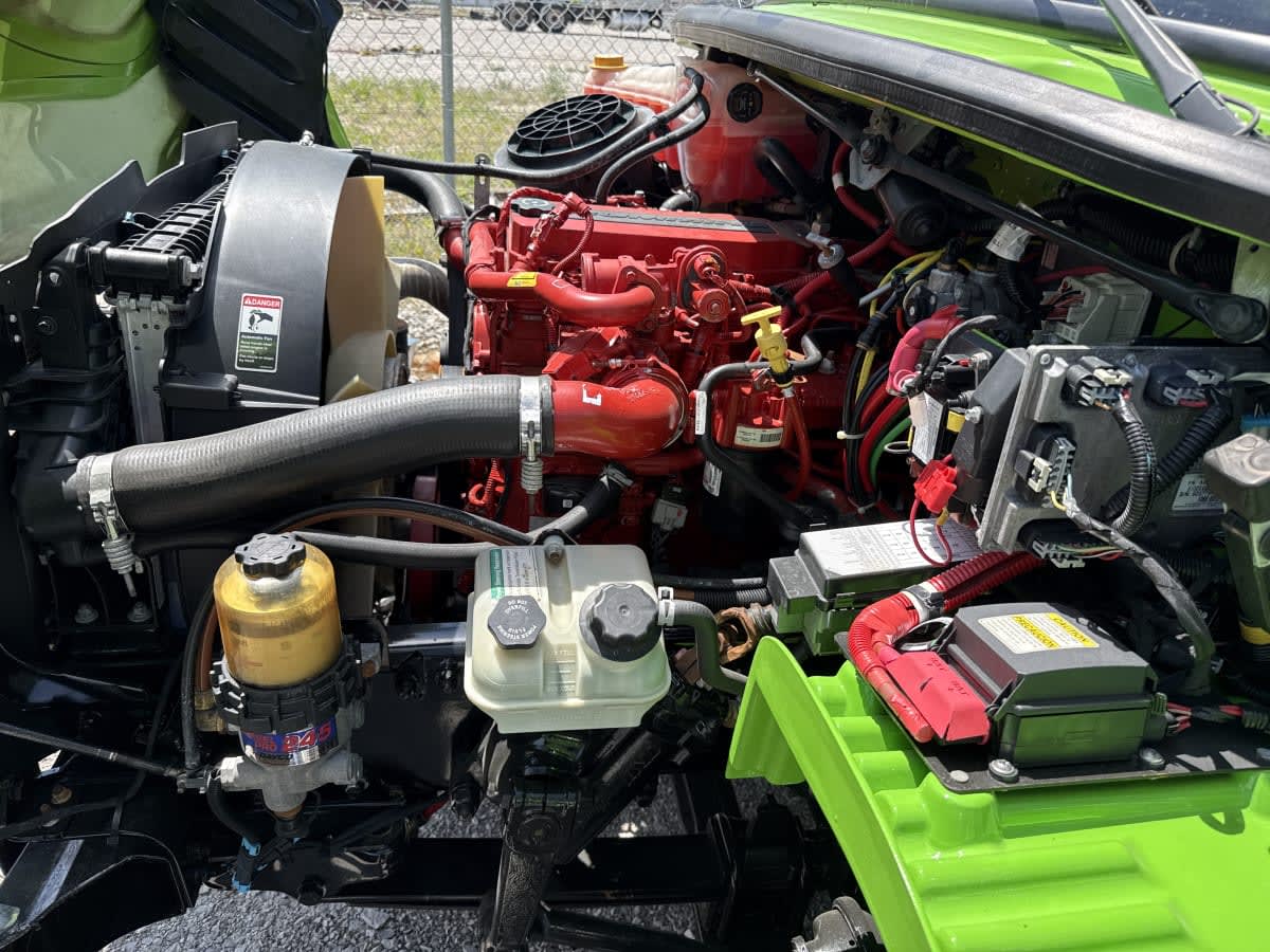 2020 Freightliner/Mercedes M2 106 294877