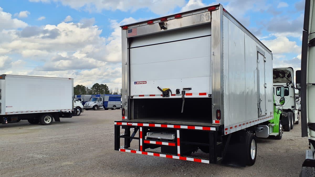 2020 Freightliner/Mercedes M2 106 294882