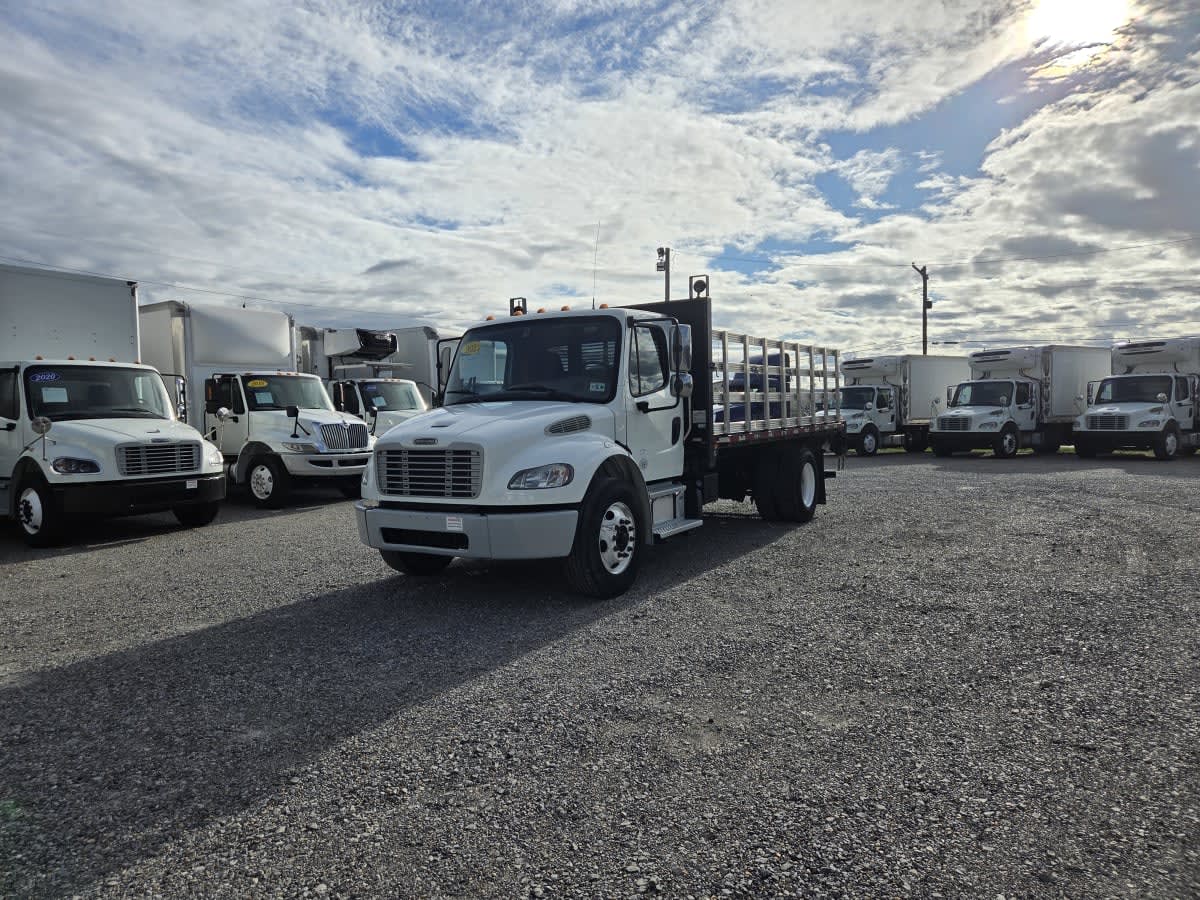 2021 Freightliner M2 106