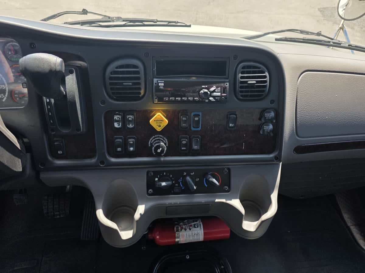 2021 Freightliner/Mercedes M2 106 294985