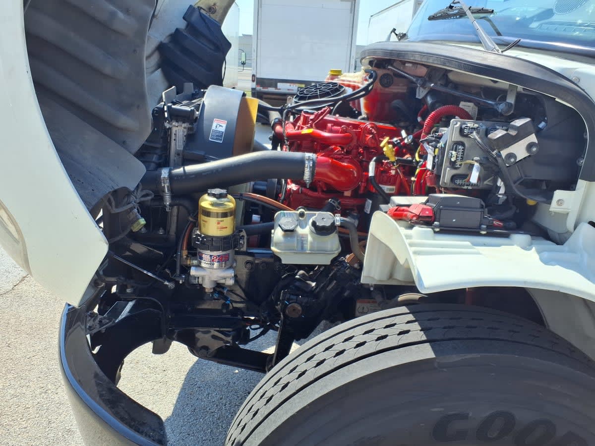 2021 Freightliner M2 106 295118