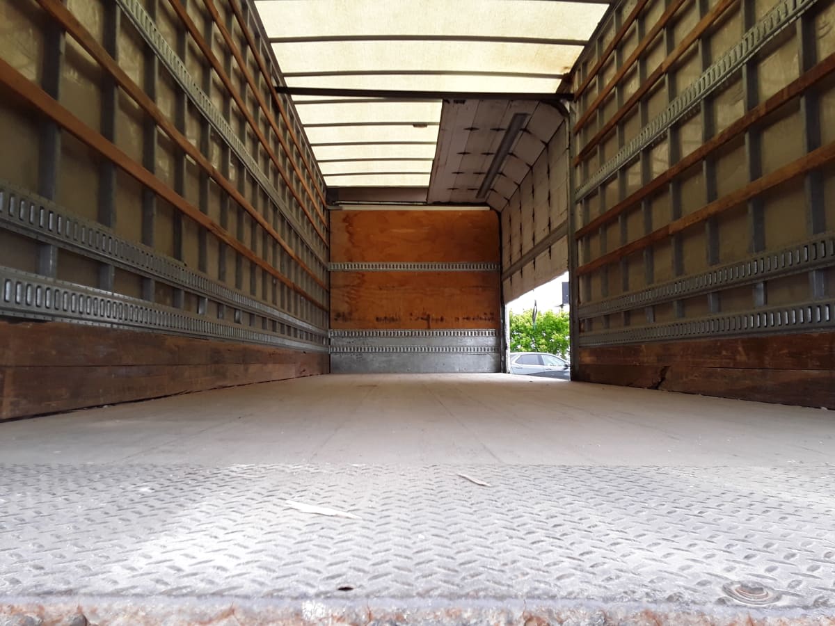 2021 Freightliner/Mercedes M2 106 295121