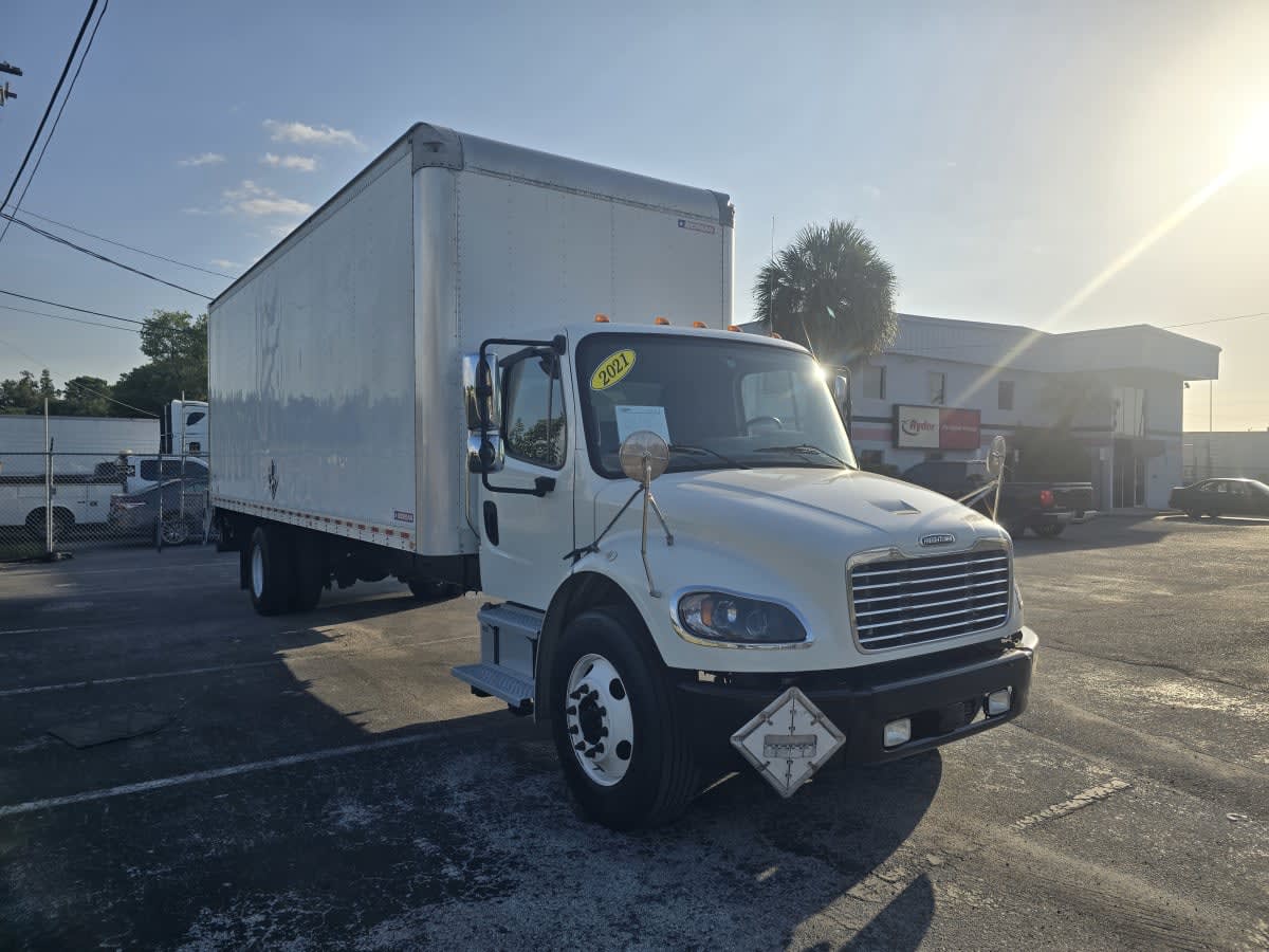 2021 Freightliner M2 106 in Tampa, FL