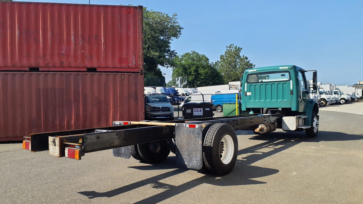 2021 Freightliner M2 106 in Springfield, MA — photo 4