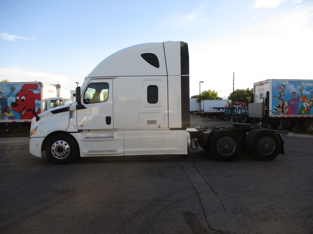 2021 Freightliner/Mercedes NEW CASCADIA PX12664 295655