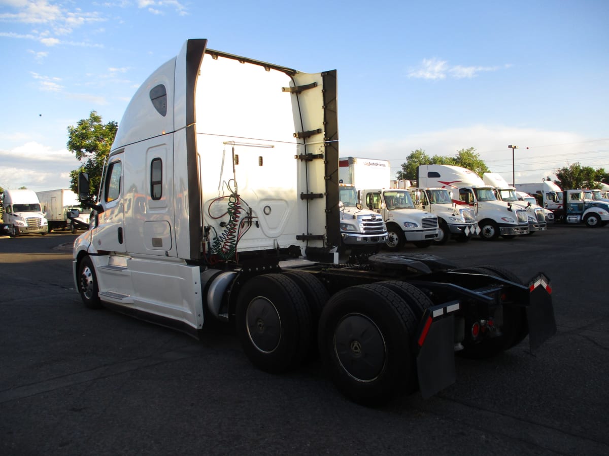 2021 Freightliner/Mercedes NEW CASCADIA PX12664 295655