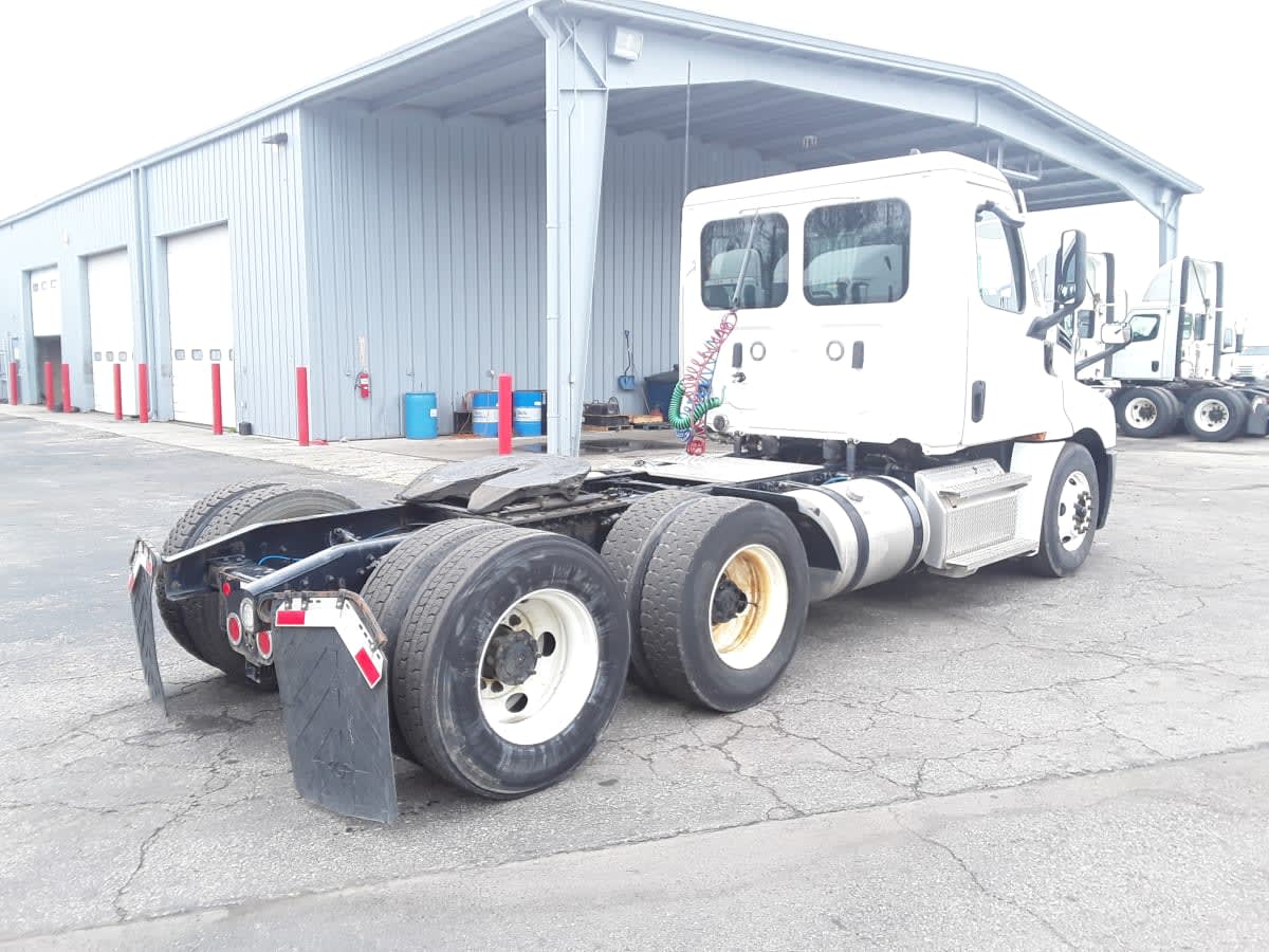 2021 Freightliner/Mercedes NEW CASCADIA PX12664 295980