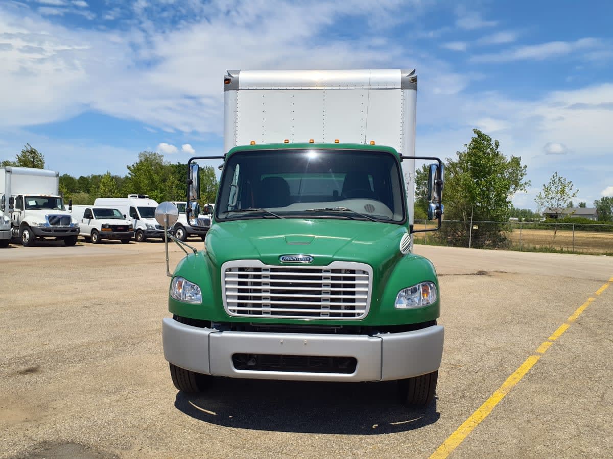 2021 Freightliner M2 106 296032