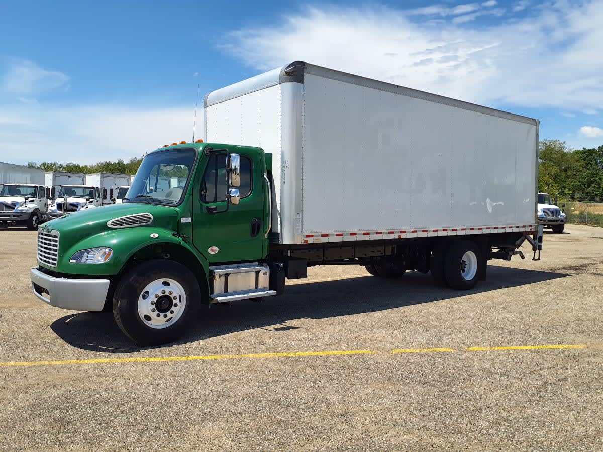 2021 Freightliner M2 106 296032
