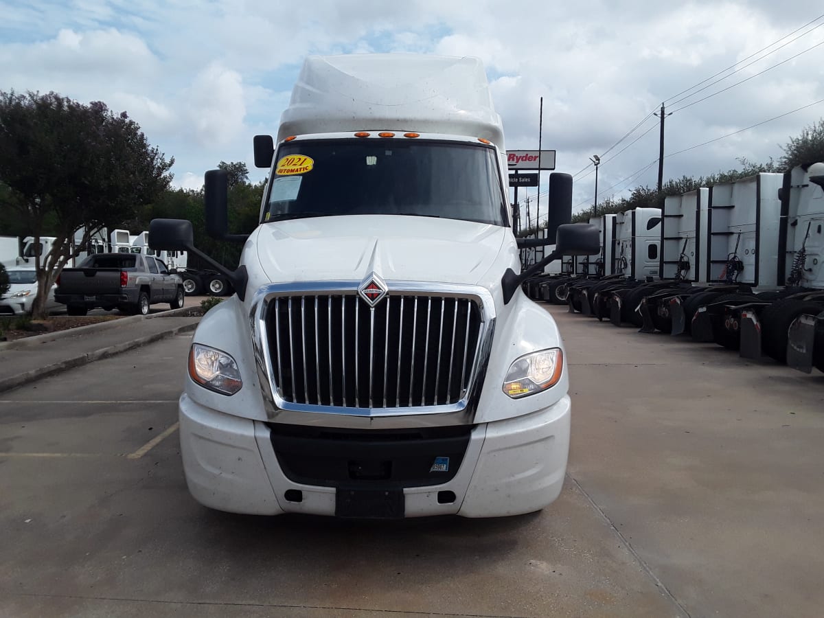 2021 Navistar International LT625 SLPR CAB 296272