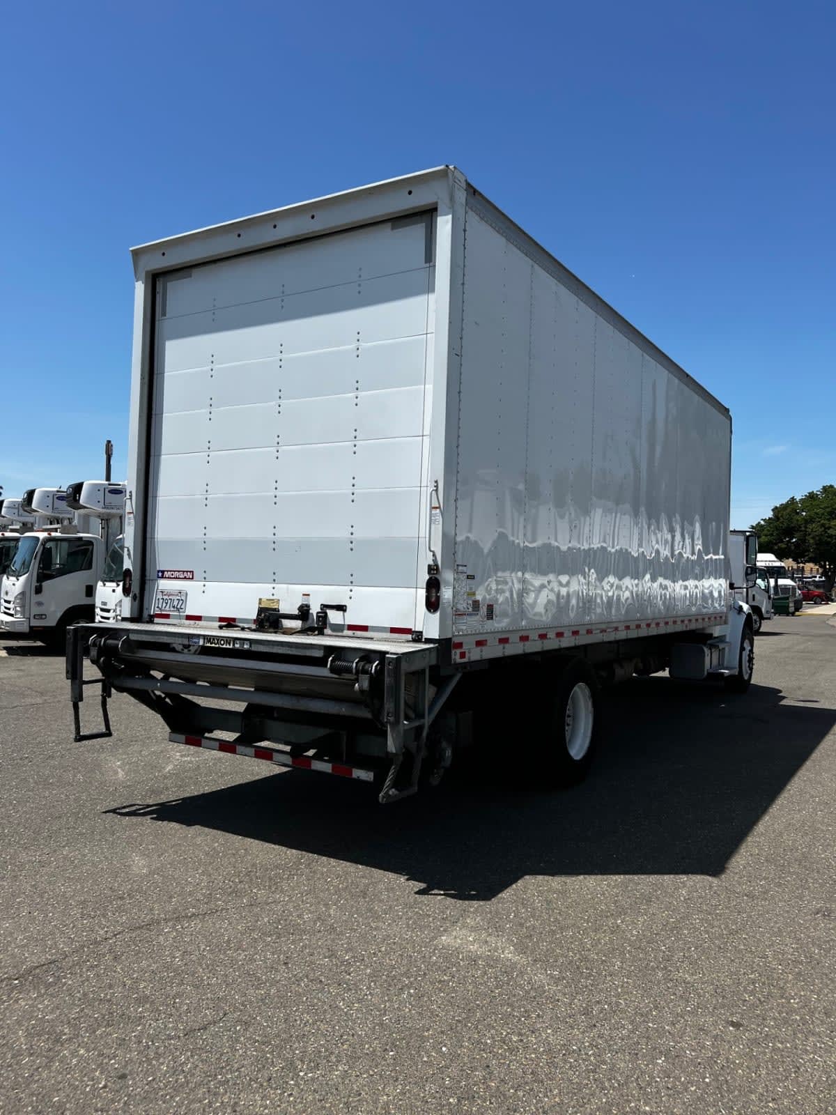 2021 Freightliner M2 106 296306