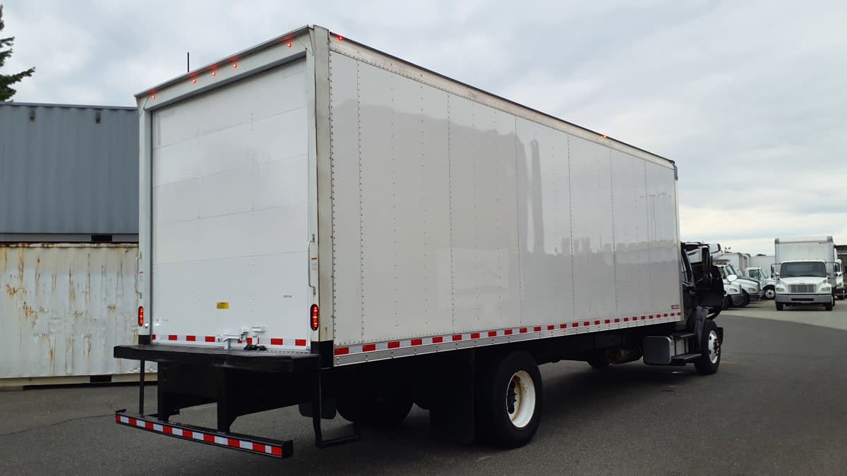 2021 Freightliner/Mercedes M2 106 296326