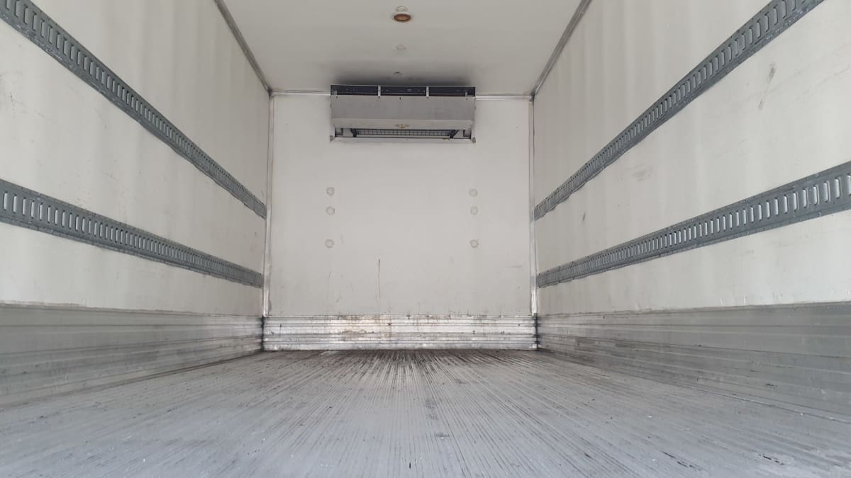 2021 Freightliner/Mercedes M2 106 296328
